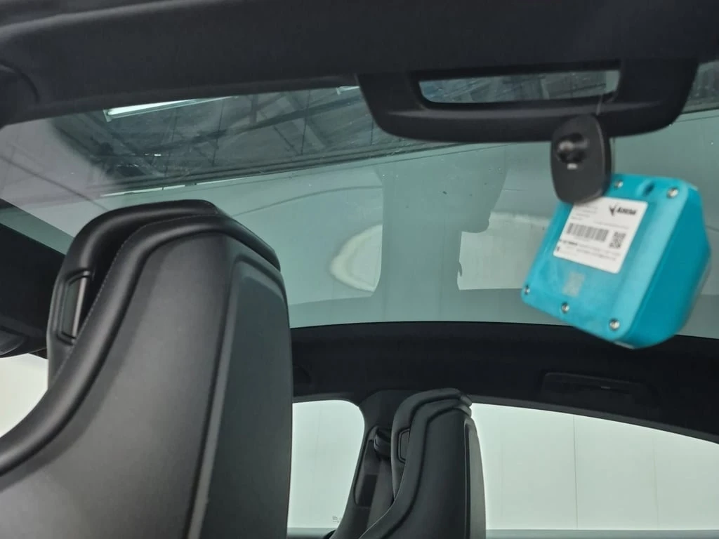 Porsche Taycan 4S * �� Porsche * ���� ���������� * CARFAX | Mobile.bg � ����������� 12