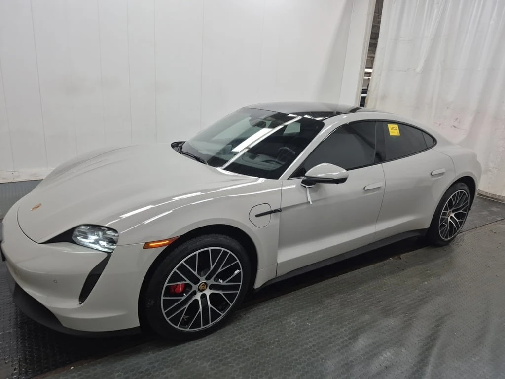 Porsche Taycan 4S * �� Porsche * ���� ���������� * CARFAX | Mobile.bg � ����������� 1