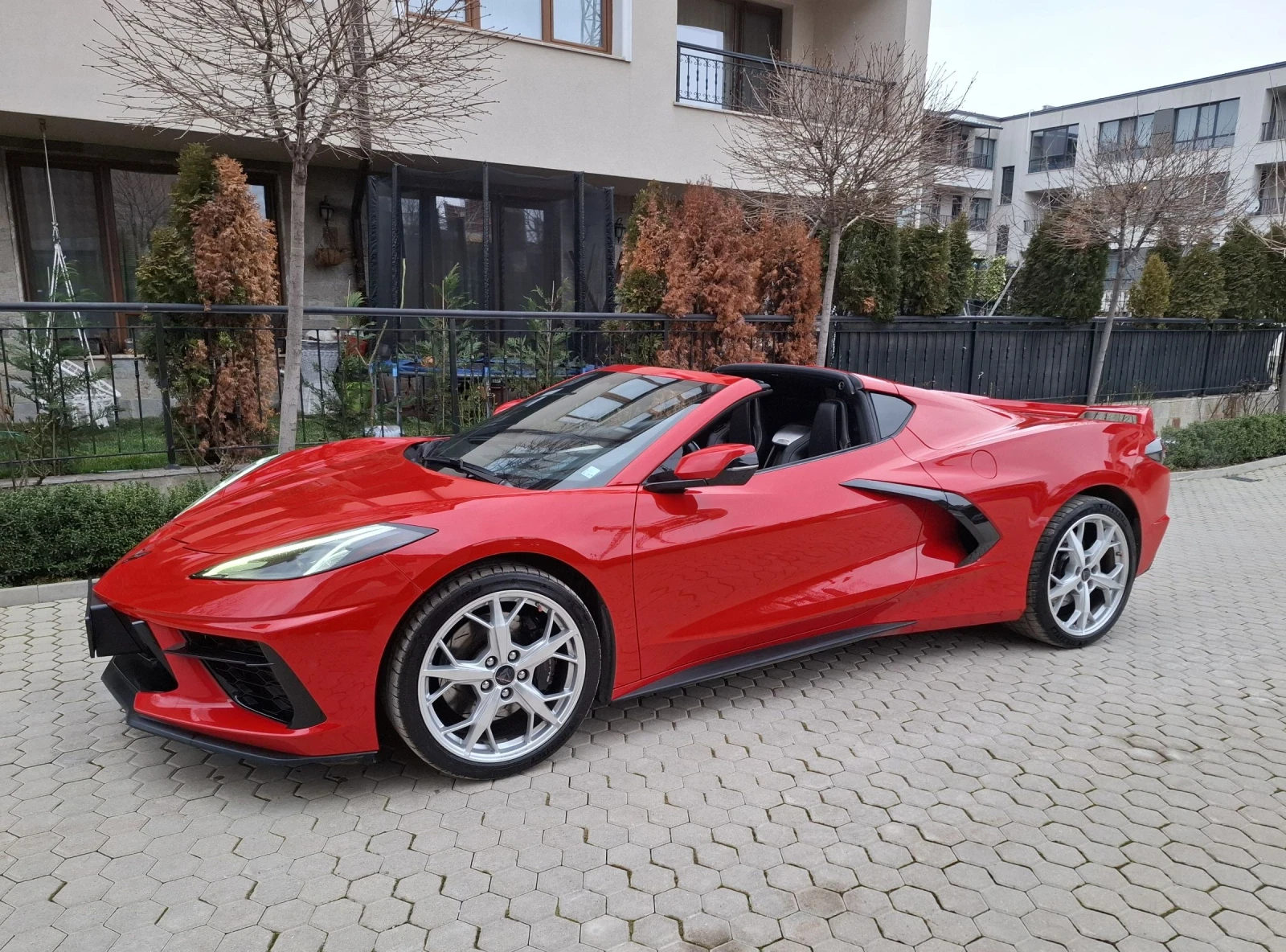 Chevrolet Corvette C8  Z51 LT2  6.2 V8 на 45К КМ. ПЕРФЕКТЕН  - изображение 4