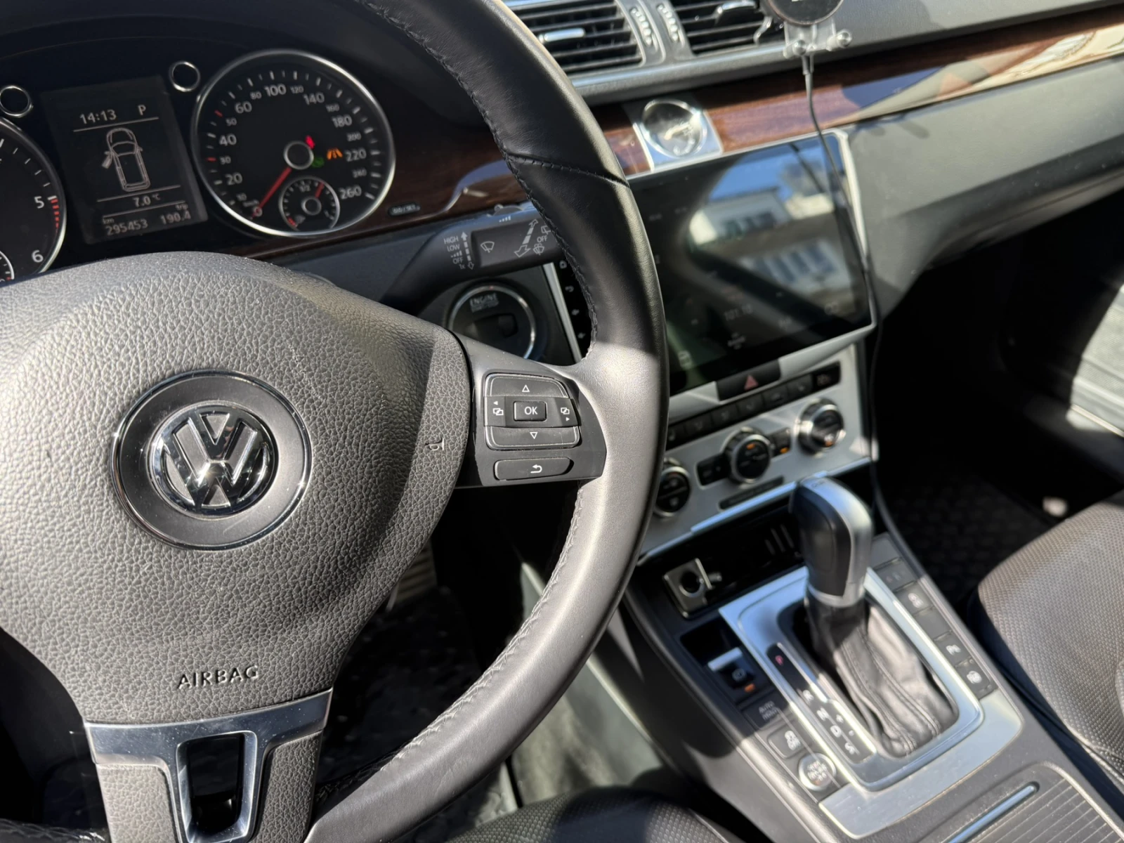 VW Passat  - изображение 10