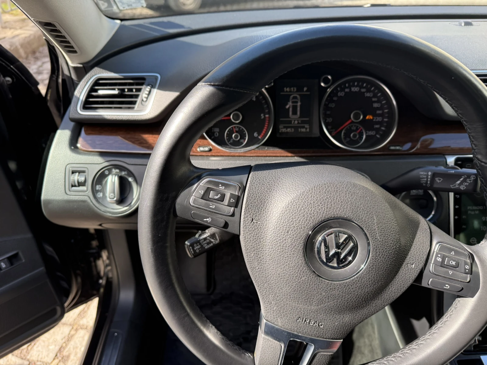 VW Passat  - изображение 9