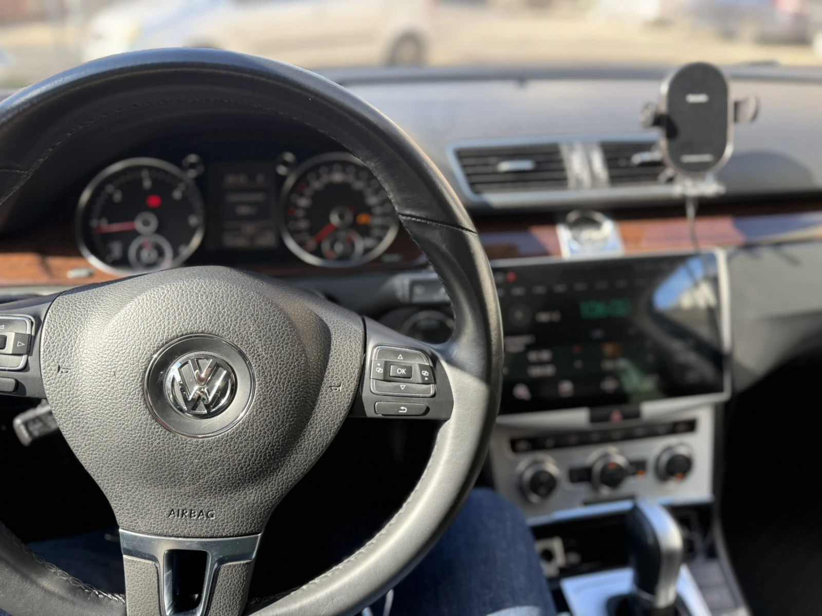 VW Passat, снимка 11 - Автомобили и джипове - 53621915