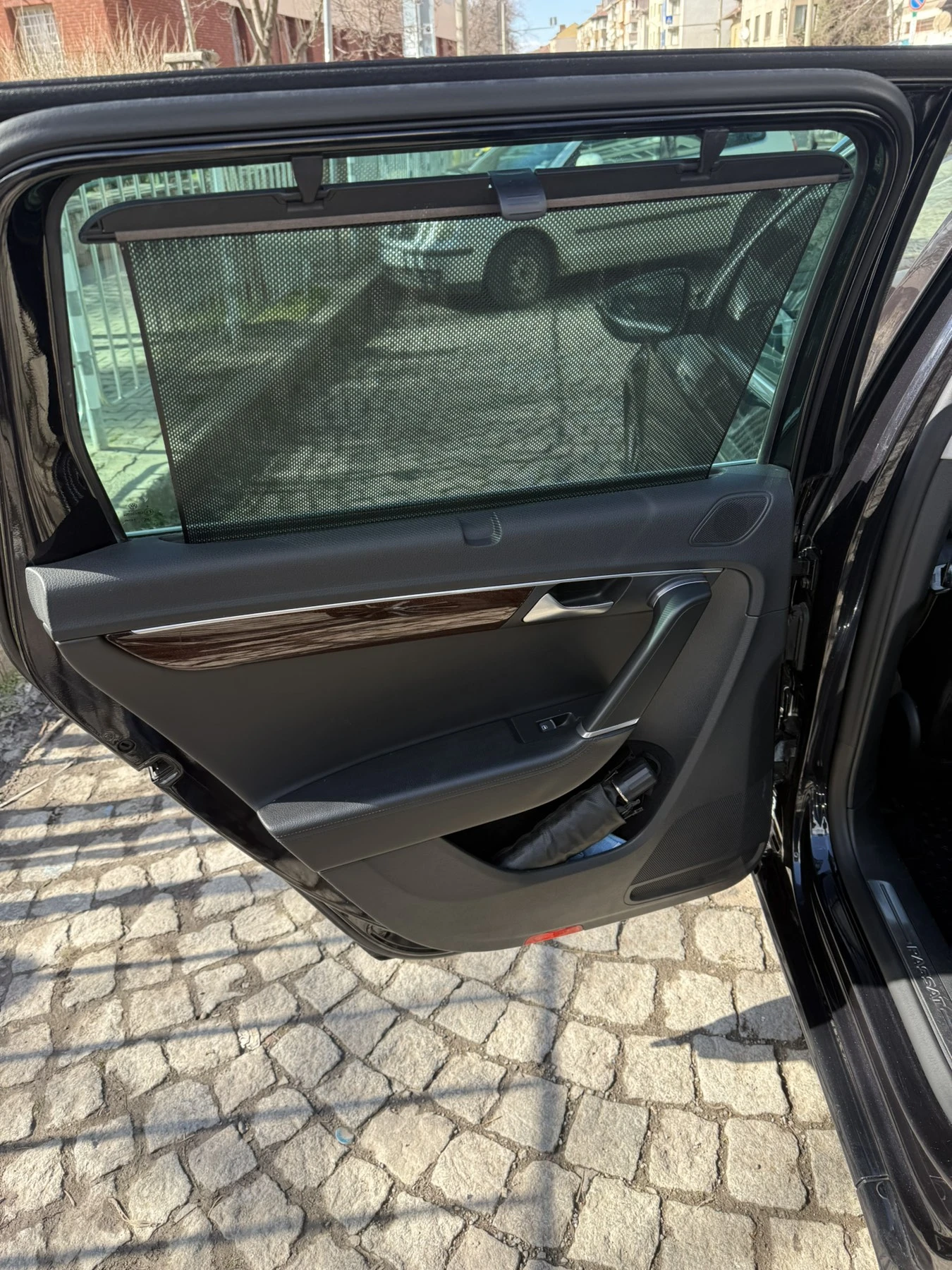 VW Passat, снимка 15 - Автомобили и джипове - 53621915