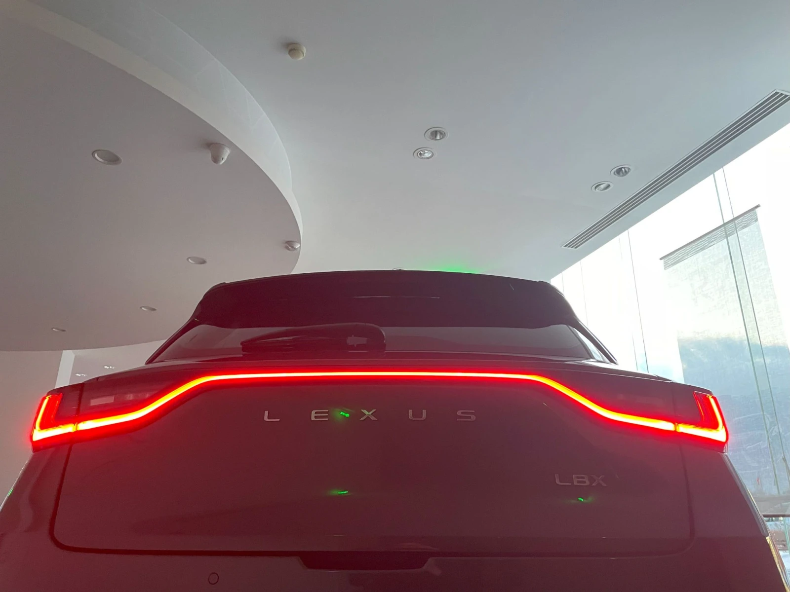 Lexus LBX 0км НОВ от 195 е/месДОСТАВКА-Май/Юни 10Г Гаранция, снимка 9 - Автомобили и джипове - 54069291