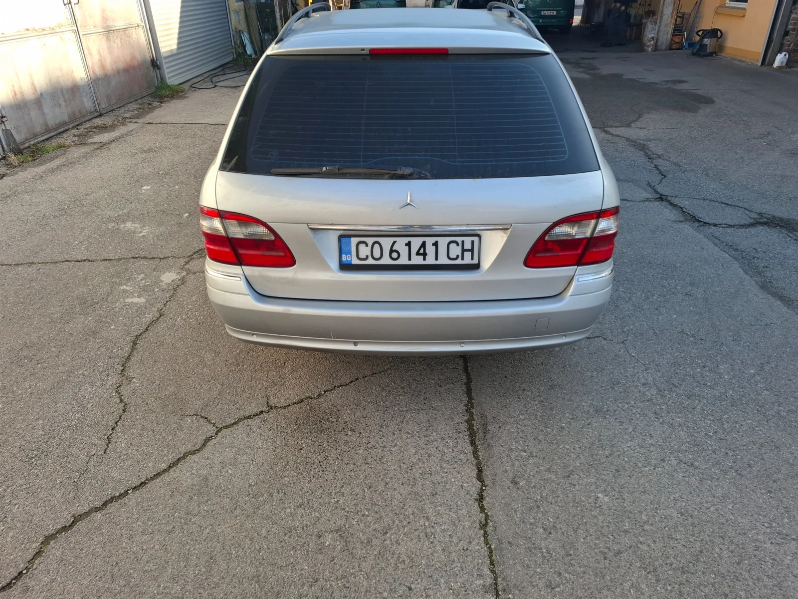 Mercedes-Benz E 270 CDI AVANTGARDE , снимка 5 - Автомобили и джипове - 54254007