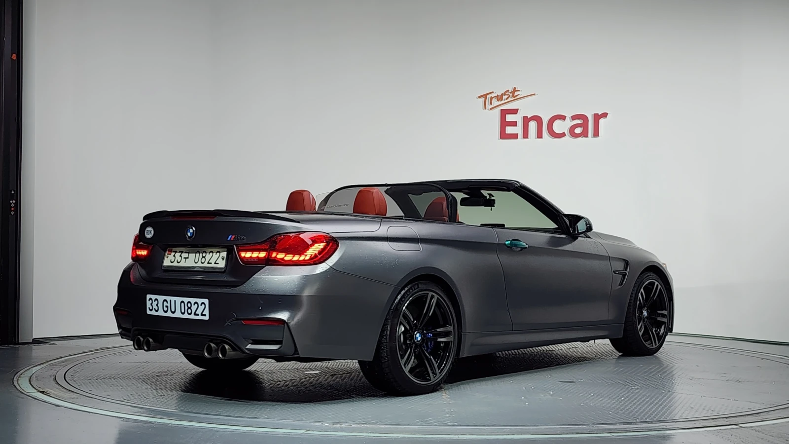 BMW M4 Convertible, снимка 2 - Автомобили и джипове - 55474328