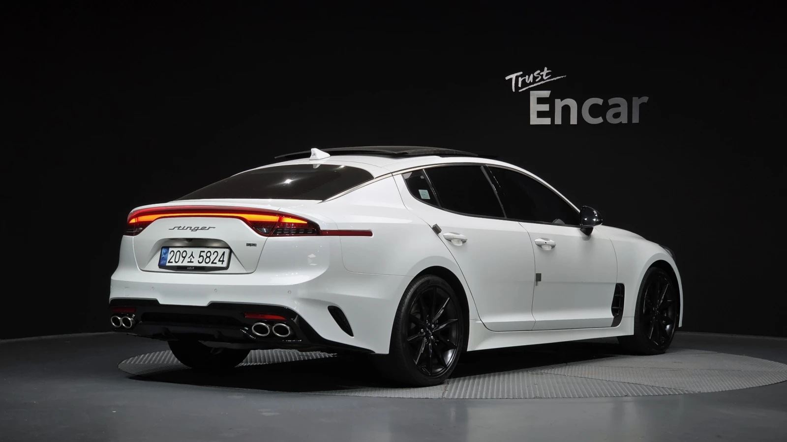Kia Stinger 2.5 T-GDI AWD Masters Acro Edition, снимка 2 - Автомобили и джипове - 55559297