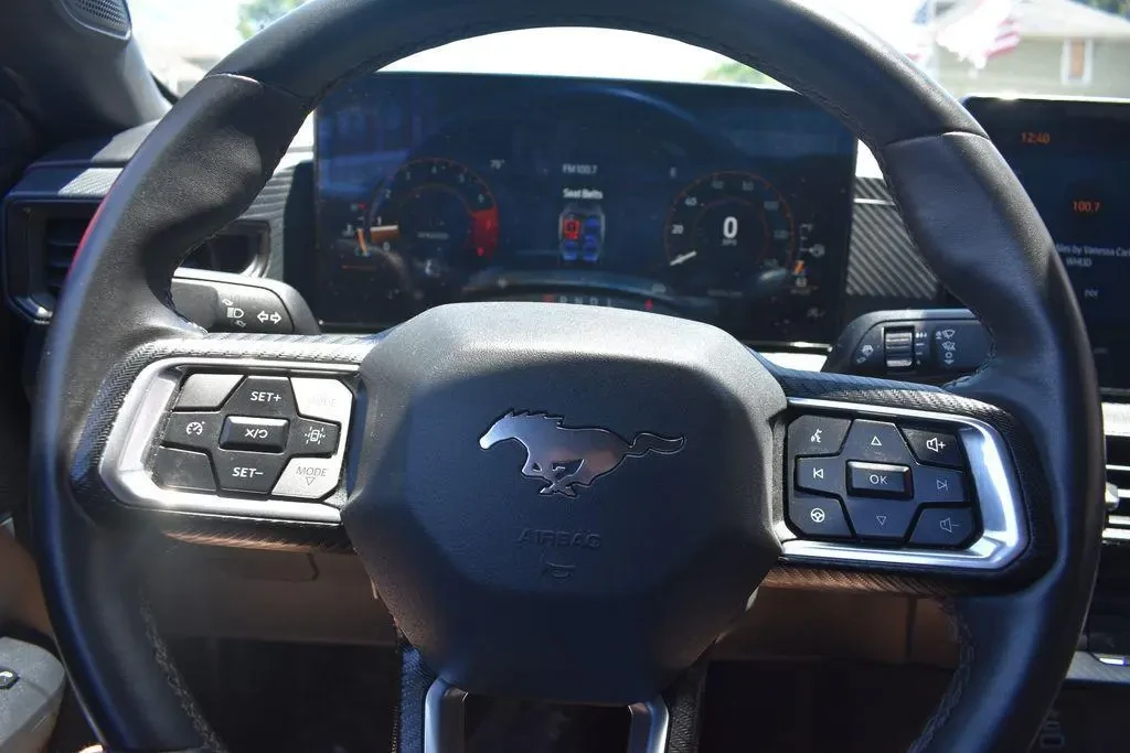 Ford Mustang EcoBoost, снимка 13 - Автомобили и джипове - 55571519