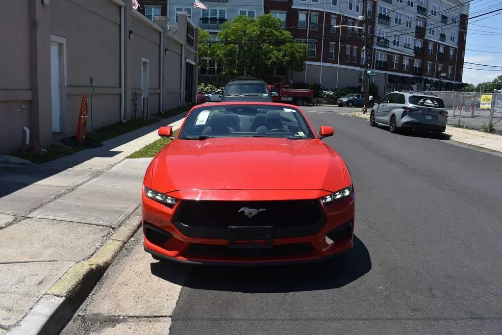 Ford Mustang EcoBoost, снимка 3 - Автомобили и джипове - 55571519