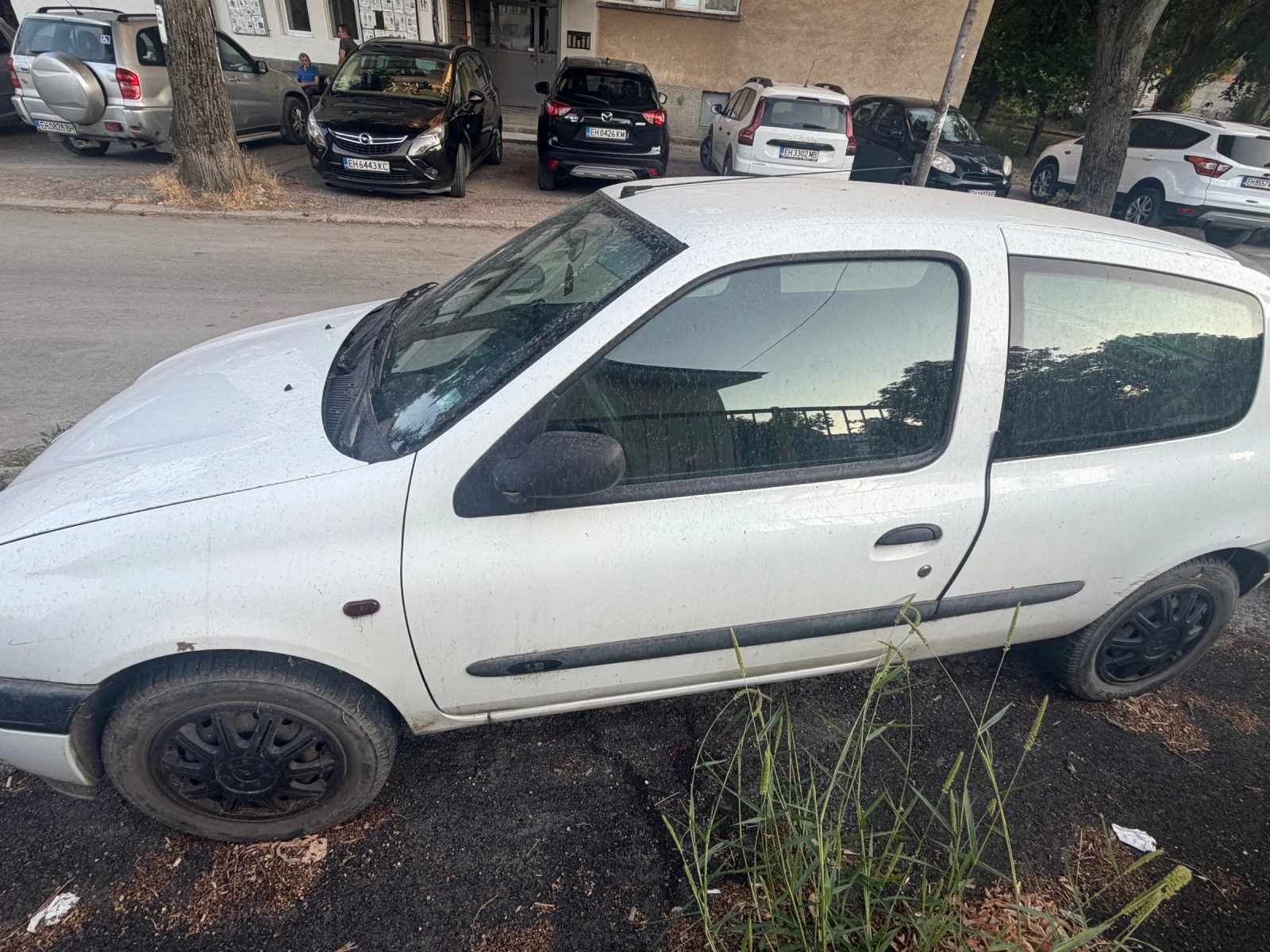 Renault Clio, снимка 2 - Автомобили и джипове - 55962518