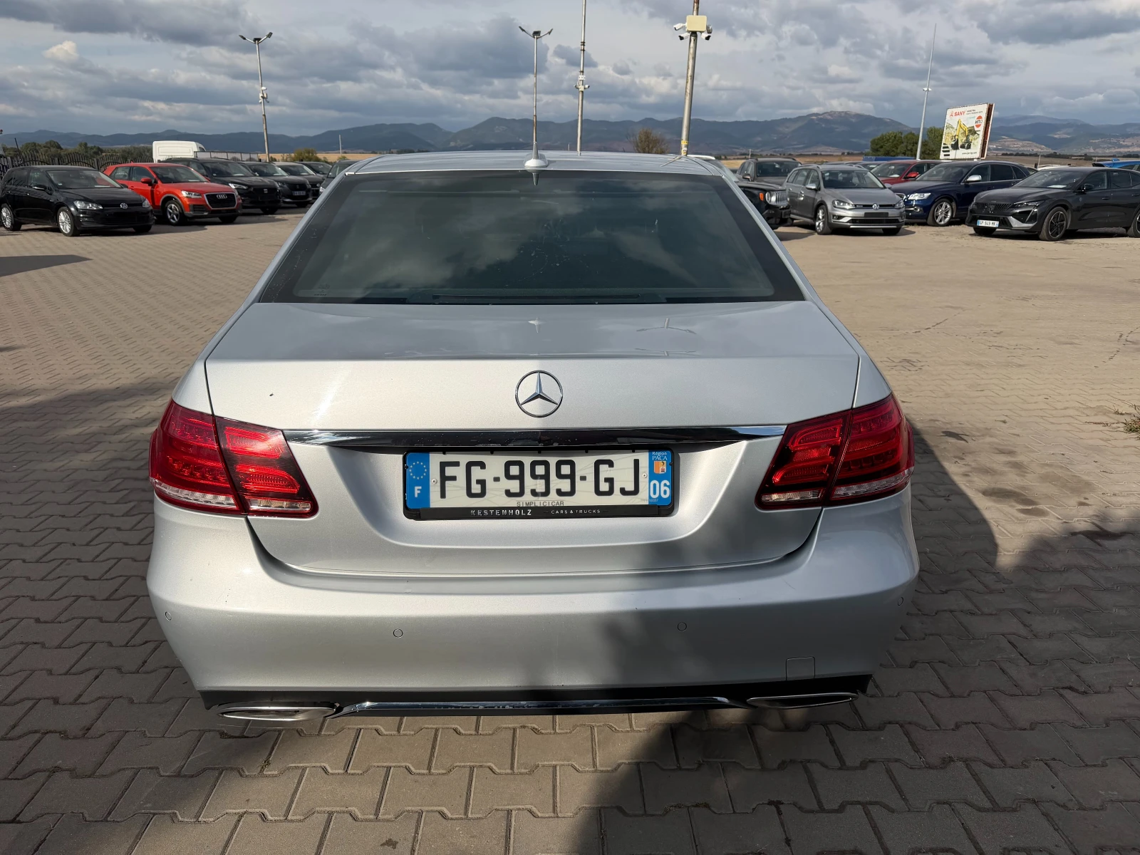 Mercedes-Benz E 220 CDI AVTOMAT/NAVI/KOJA EURO 6, снимка 7 - Автомобили и джипове - 56272731