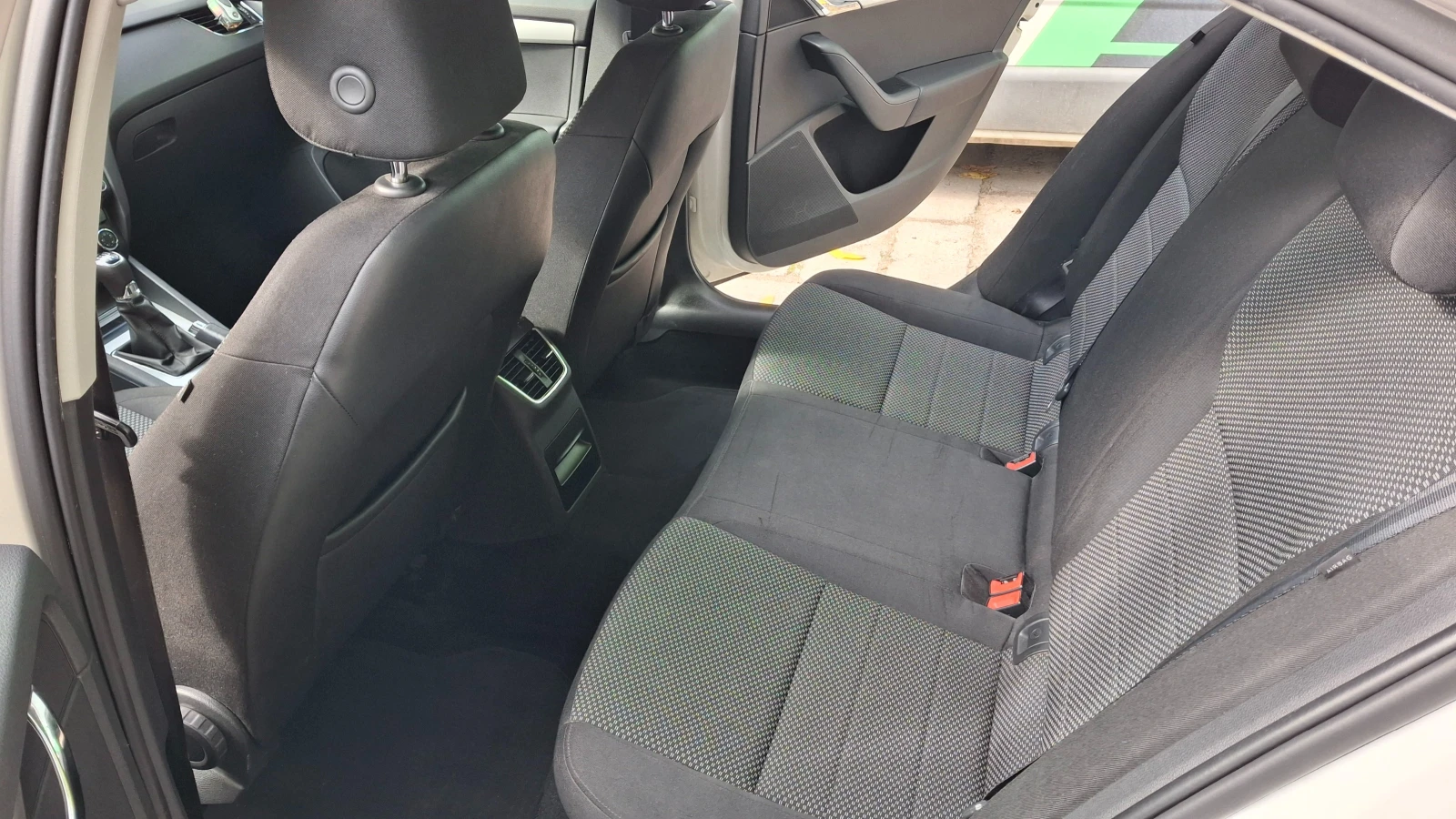 Skoda Octavia | Mobile.bg � ����������� 11