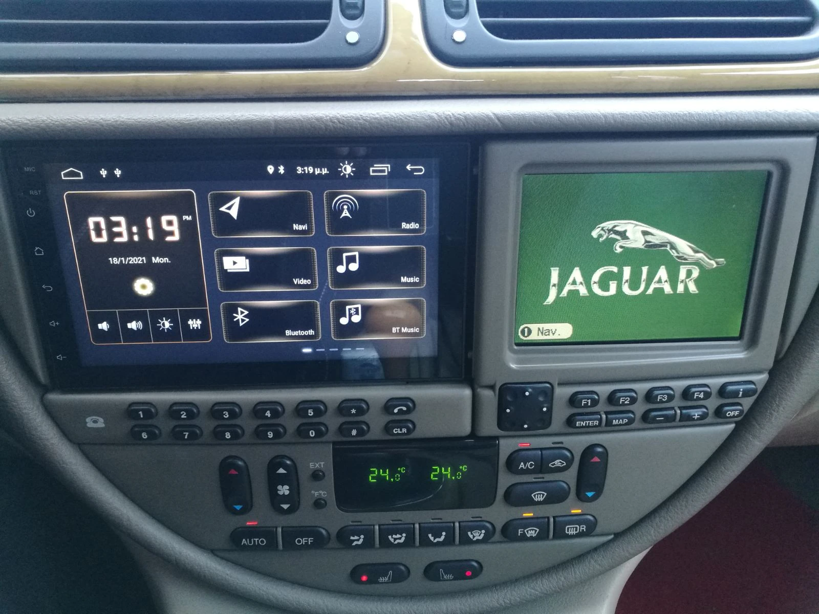 Jaguar S-type 4.0 V8, снимка 13 - Автомобили и джипове - 56554236