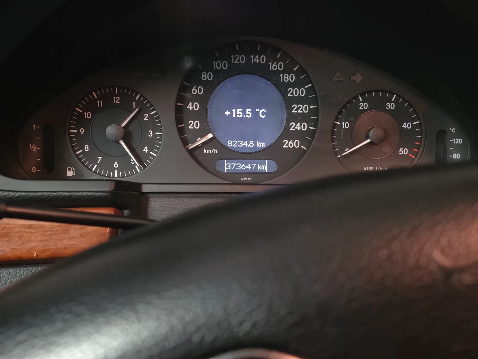 Mercedes-Benz E 280, снимка 12 - Автомобили и джипове - 56748002