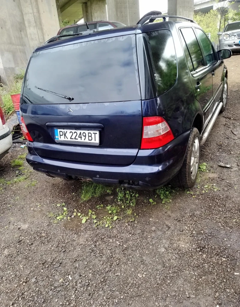 Mercedes-Benz ML 270, снимка 2 - Автомобили и джипове - 52382787