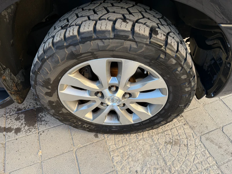 Toyota Sequoia, снимка 9 - Автомобили и джипове - 52431260