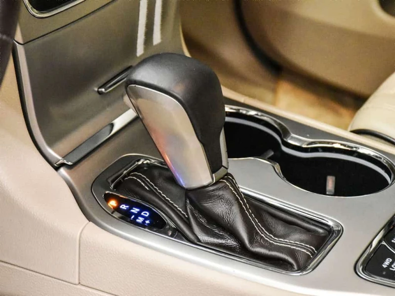 Jeep Grand cherokee 5.7 * Без инцидент * Фиксирана цена до БГ * CARFAX, снимка 11 - Автомобили и джипове - 53538923