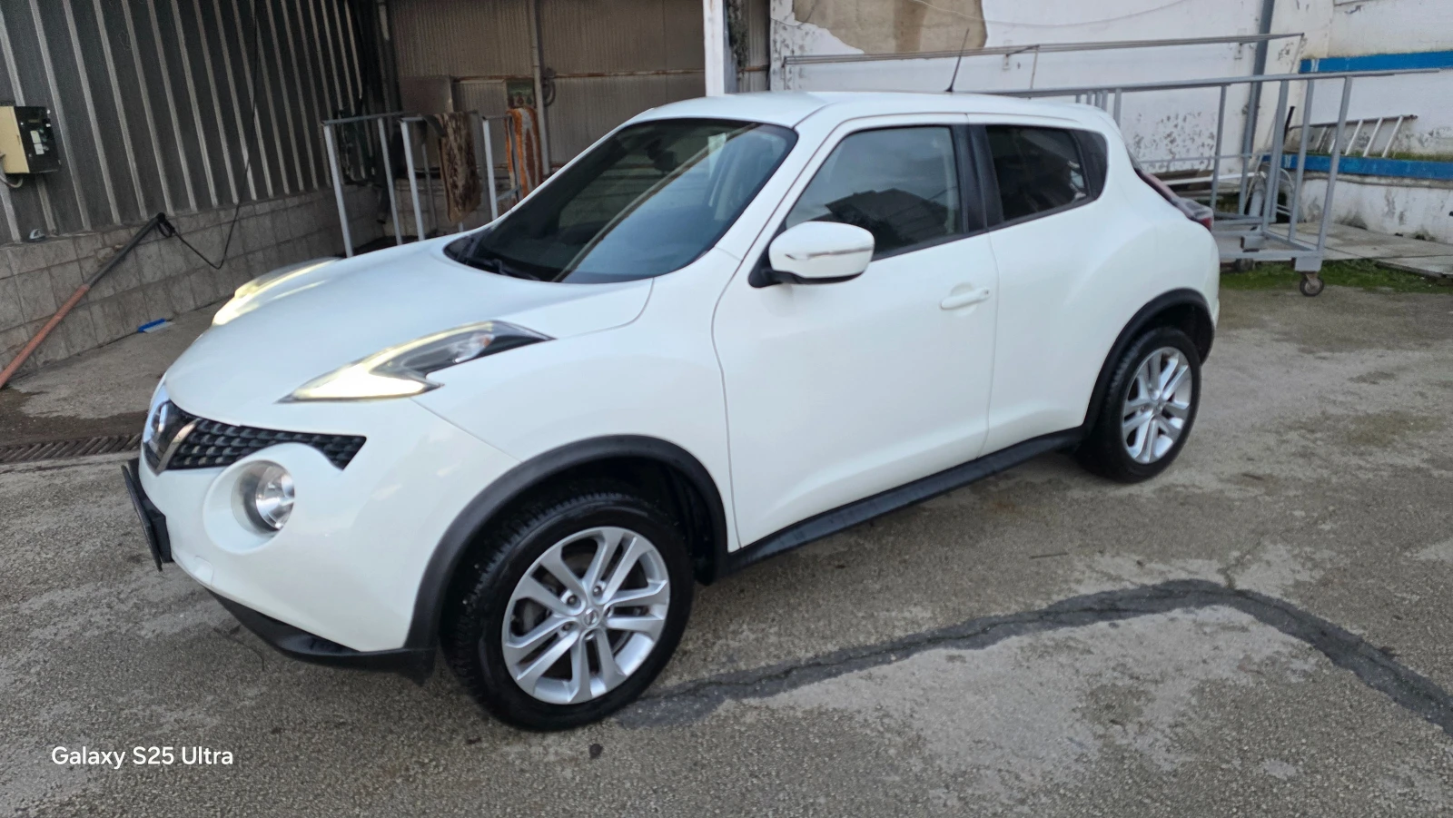 Nissan Juke 1.6i   ���  Face | Mobile.bg � ����������� 10
