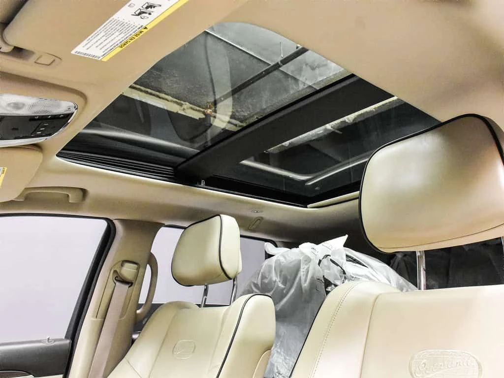 Jeep Grand cherokee 5.7 * ��� �������� * ��������� ���� �� �� * CARFAX | Mobile.bg � ����������� 17