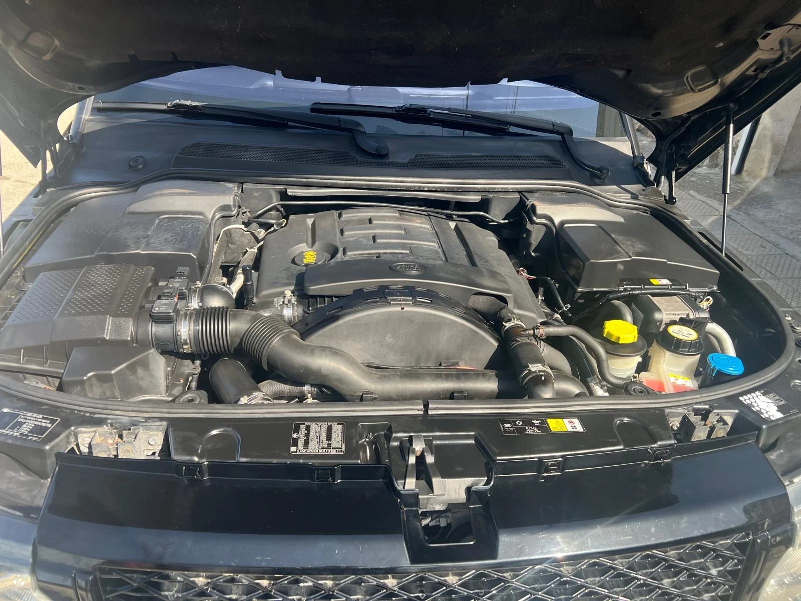 Land Rover Range Rover Sport, снимка 16 - Автомобили и джипове - 53851352