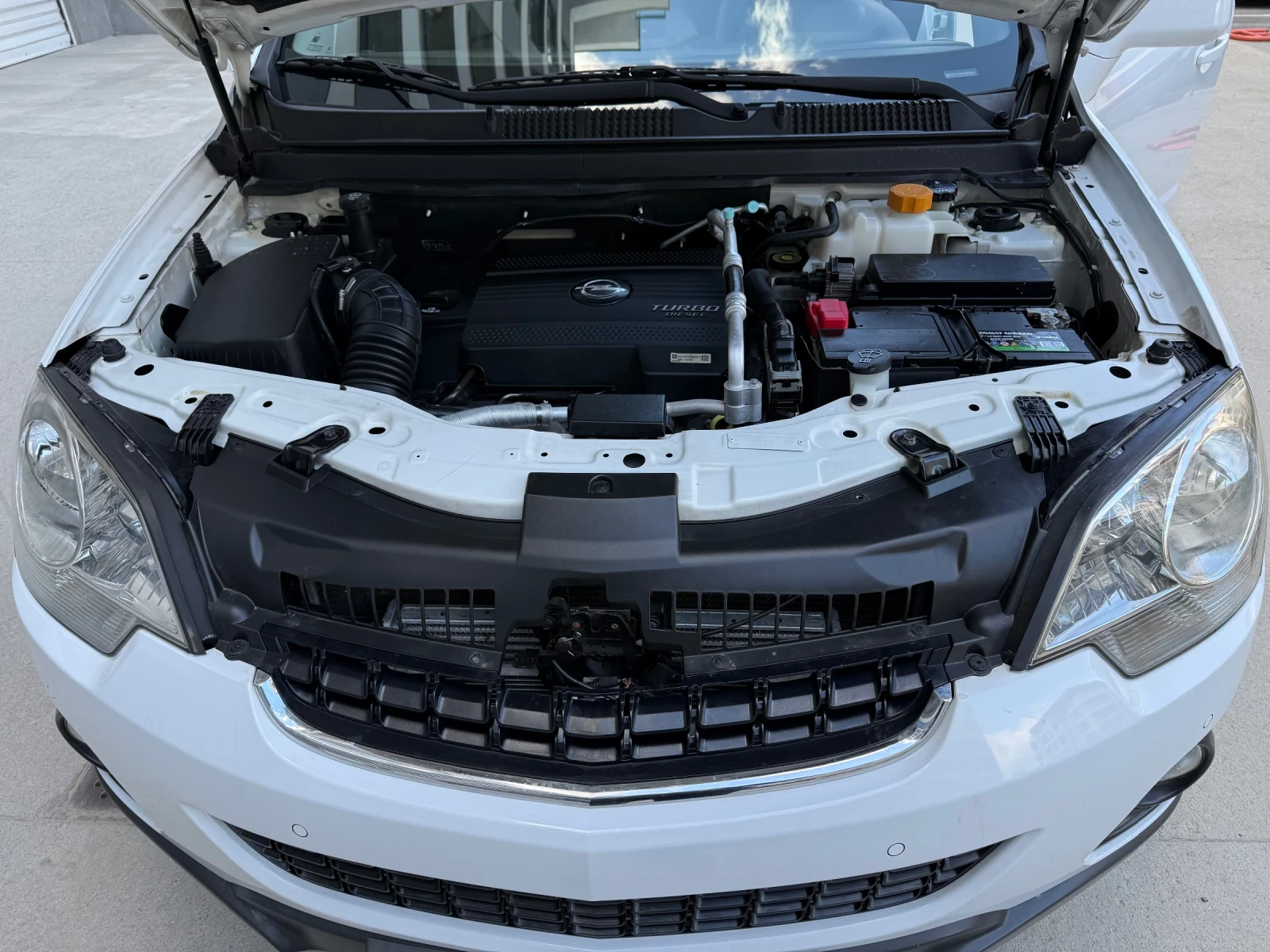 Opel Antara 1.9CDTI 150ph* 4x4* 6sp* FACE* EURO5B* TOP* * * , снимка 16 - Автомобили и джипове - 54150644