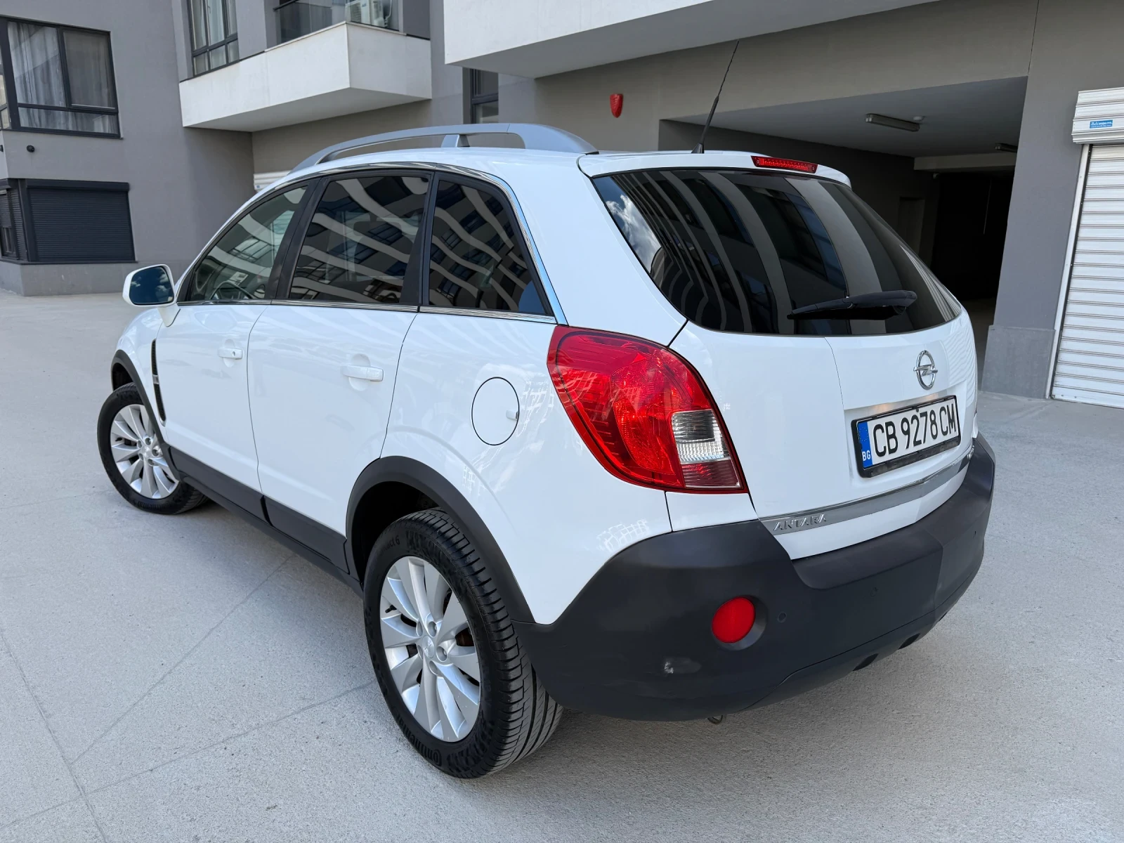 Opel Antara 1.9CDTI 150ph* 4x4* 6sp* FACE* EURO5B* TOP* * * , снимка 5 - Автомобили и джипове - 54150644