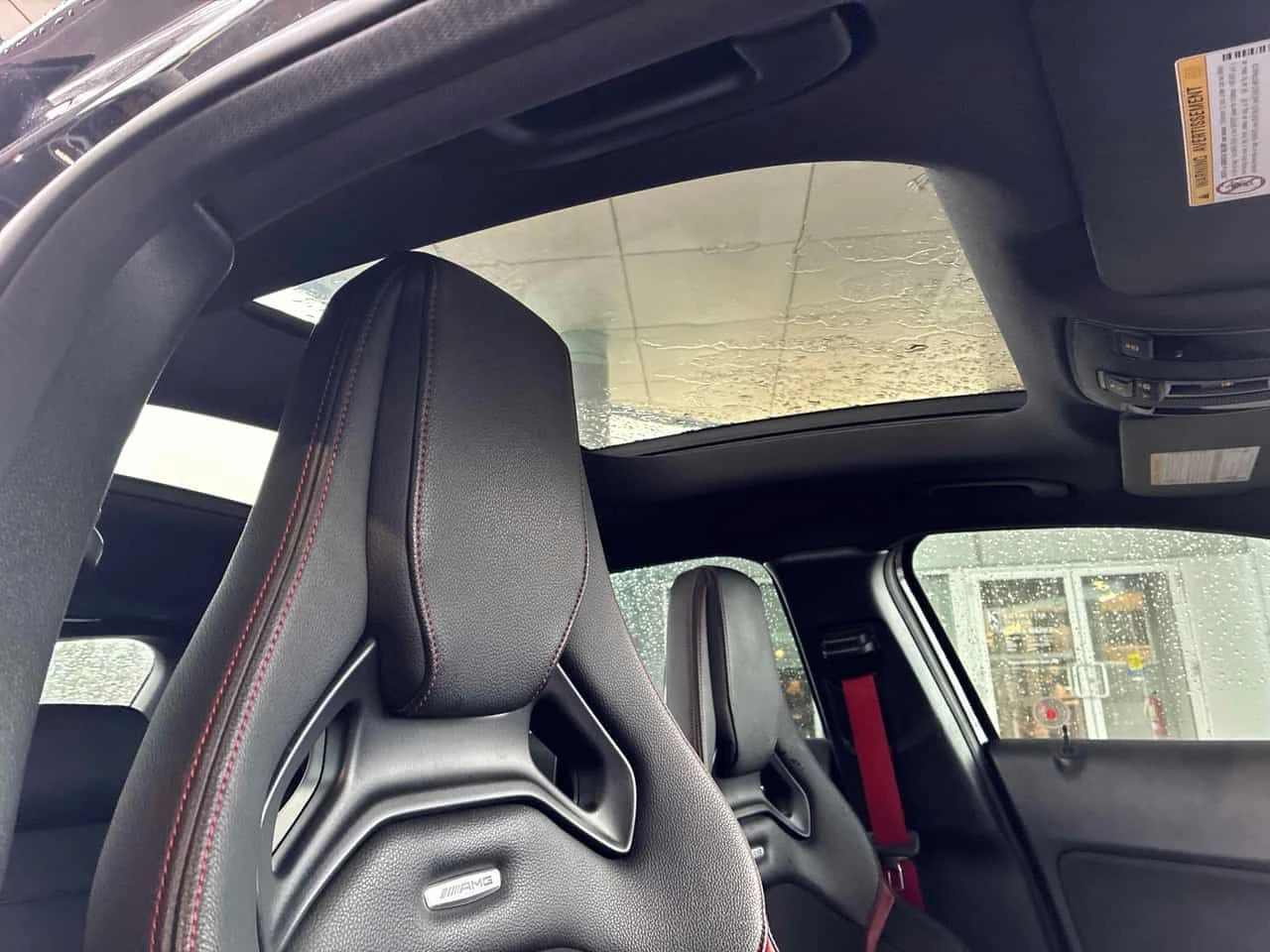Mercedes-Benz GLA * AMG 45 * CARFAX * ЦЕНА ДО БГ, снимка 15 - Автомобили и джипове - 54268132