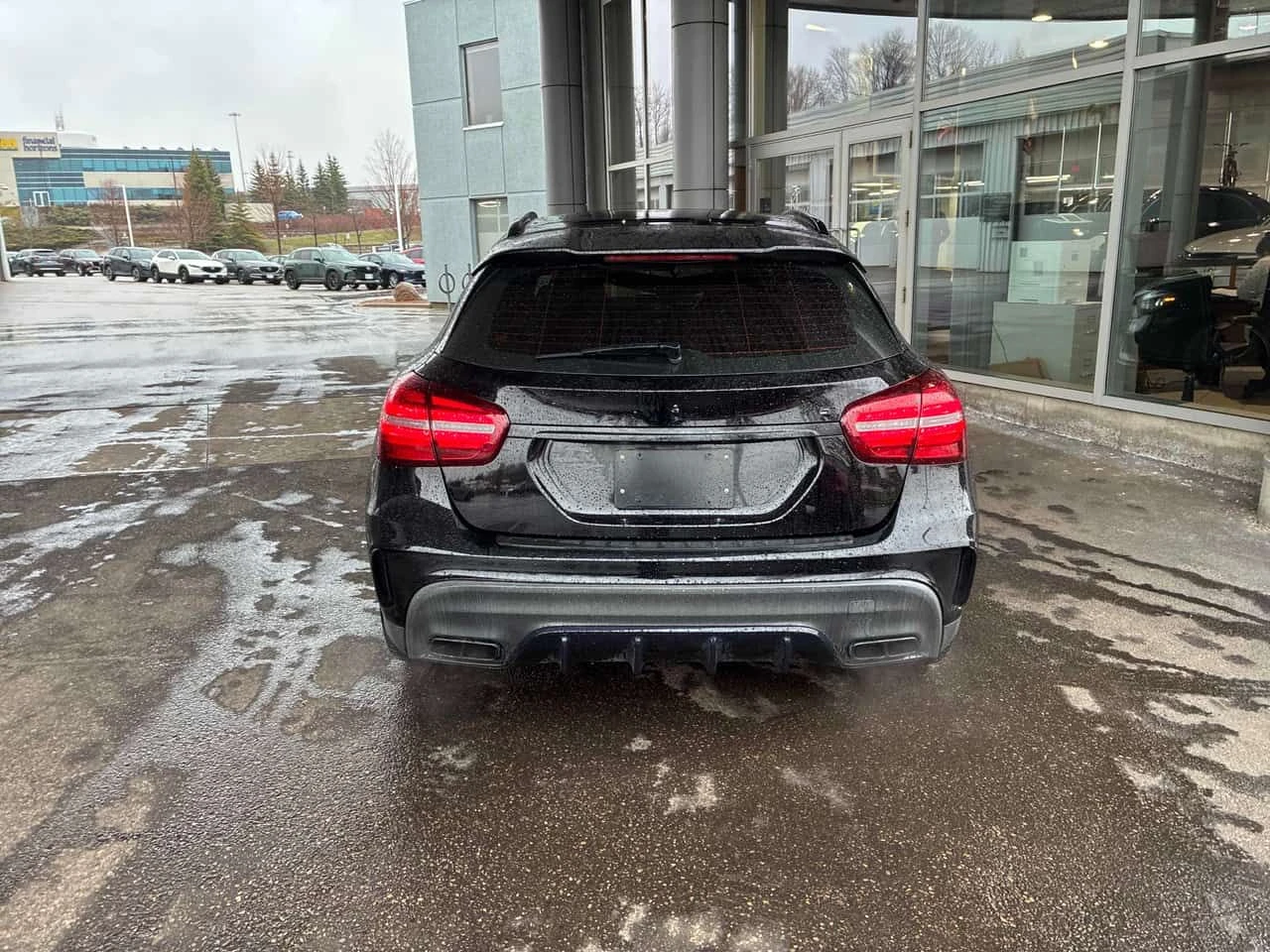 Mercedes-Benz GLA * AMG 45 * CARFAX * ЦЕНА ДО БГ, снимка 3 - Автомобили и джипове - 54268132