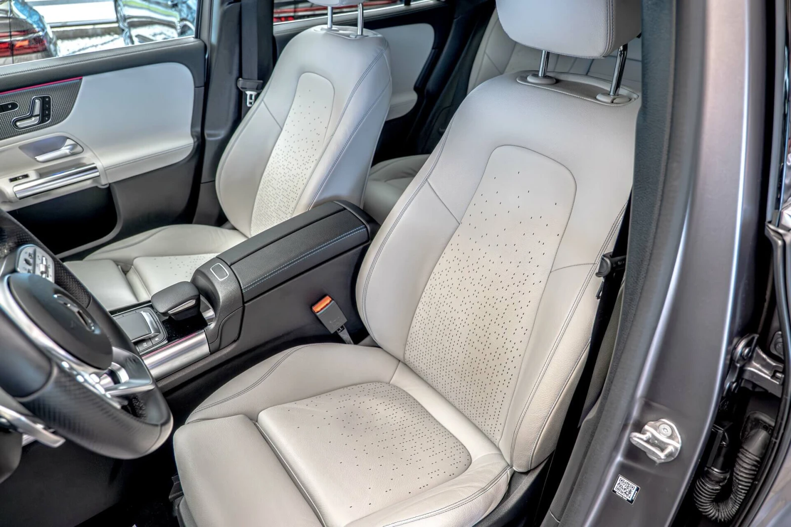 Mercedes-Benz EQA 250 Edition AMG/Ambient/MBUX/Designo Magno/������ | Mobile.bg � ����������� 15