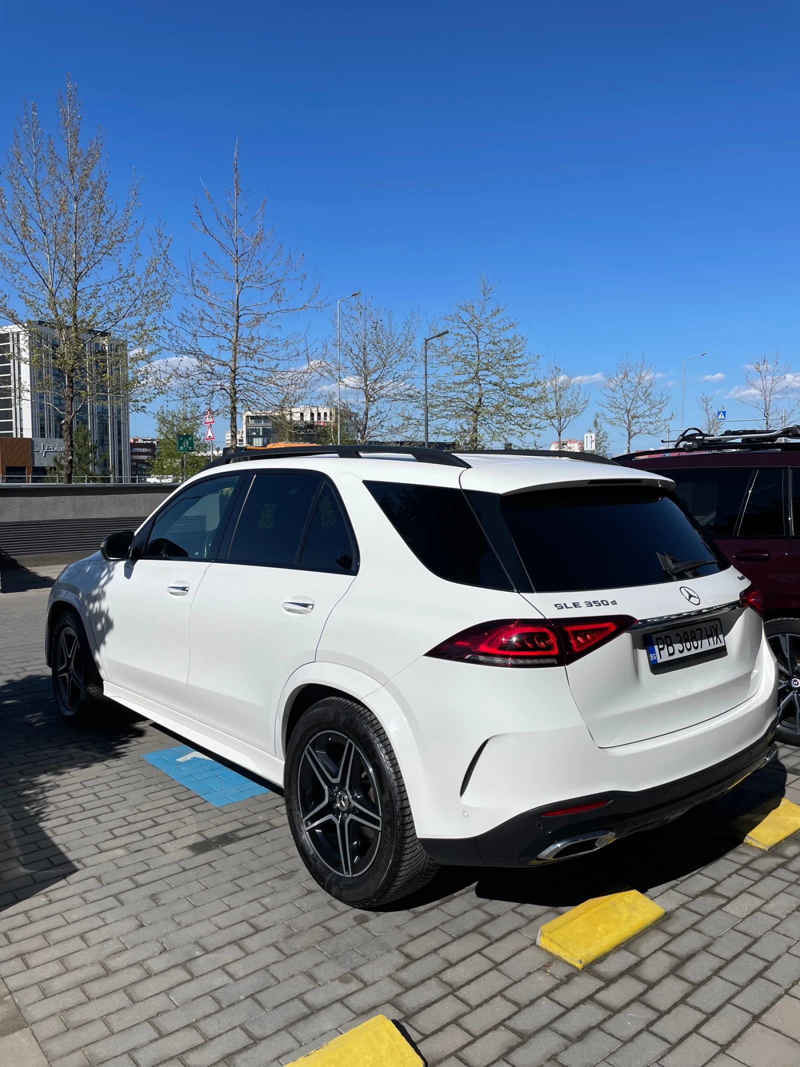 Mercedes-Benz GLE 350 d 4Matic, снимка 5 - Автомобили и джипове - 54681223