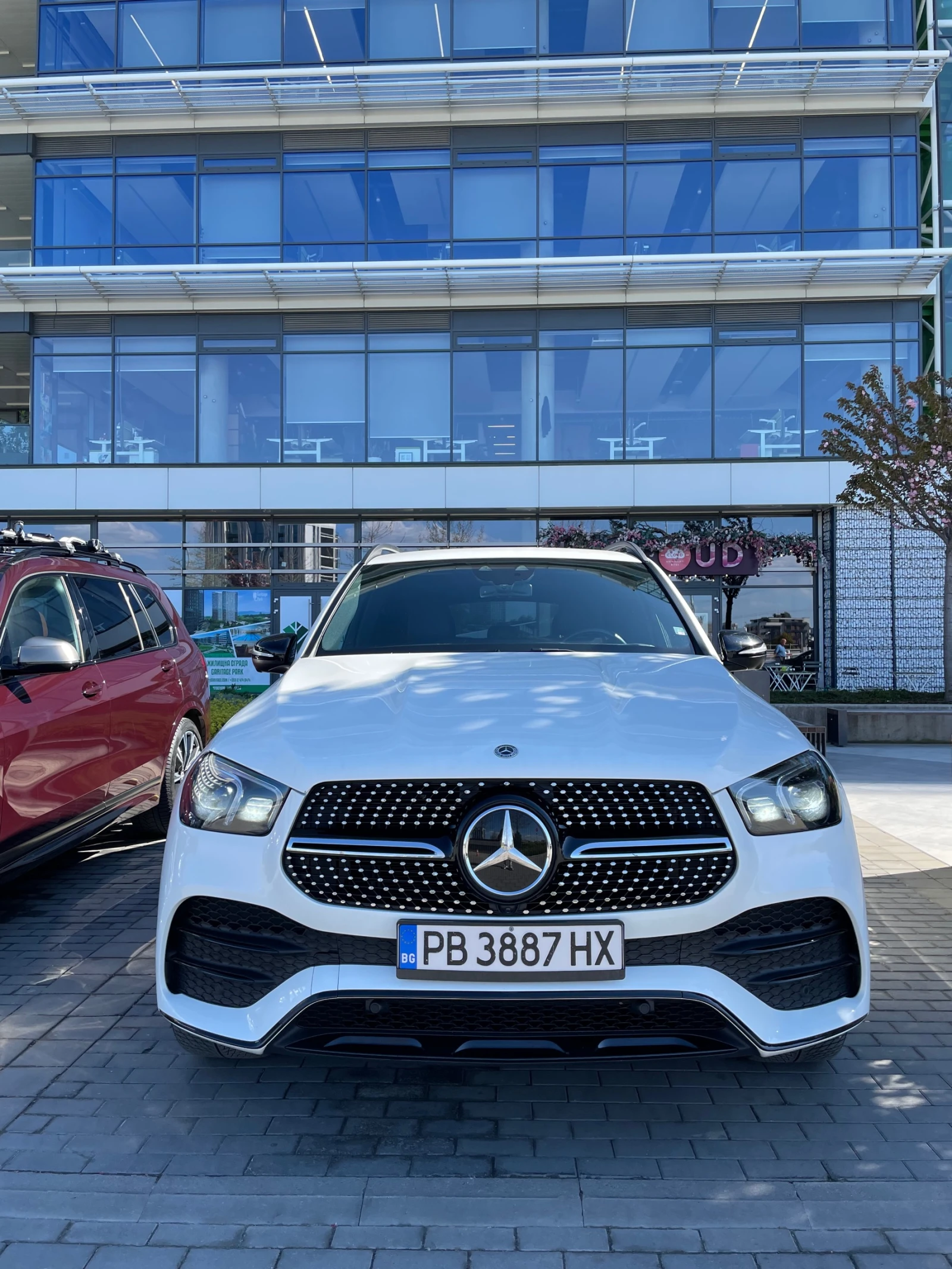Mercedes-Benz GLE 350 d 4Matic, снимка 4 - Автомобили и джипове - 54681223