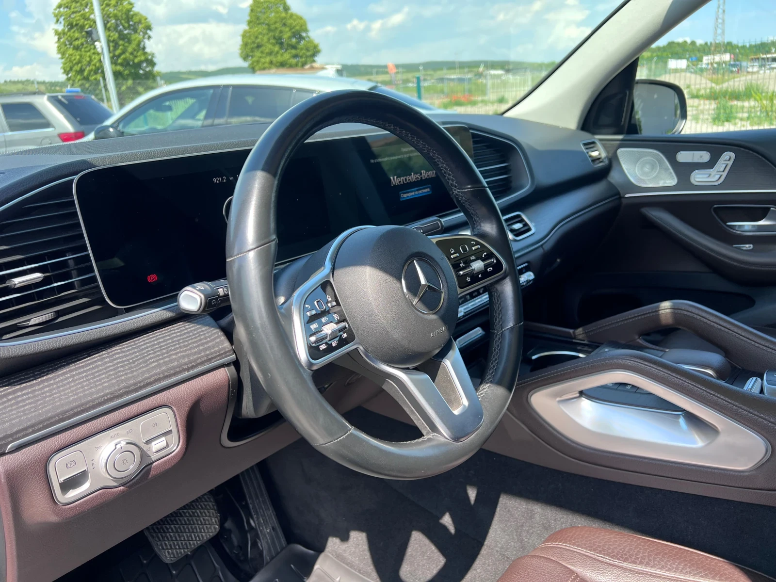 Mercedes-Benz GLE 400 d* 4-Matic* AMG* 7-Места* , снимка 8 - Автомобили и джипове - 54735103