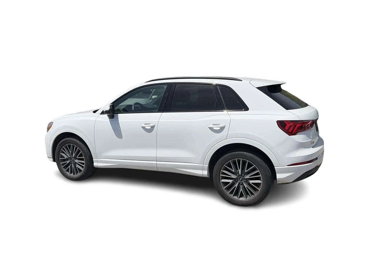 Audi Q3 * 40 Komfort | Canada Edition Pkg| 19 inch Wheels| | Mobile.bg � ����������� 9
