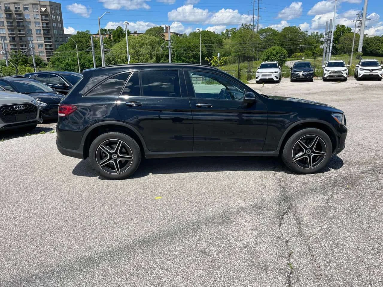 Mercedes-Benz GLC 300 * CARFAX * ОПЦИЯ ЗА ФИНАНСИРАНЕ, снимка 14 - Автомобили и джипове - 55505452
