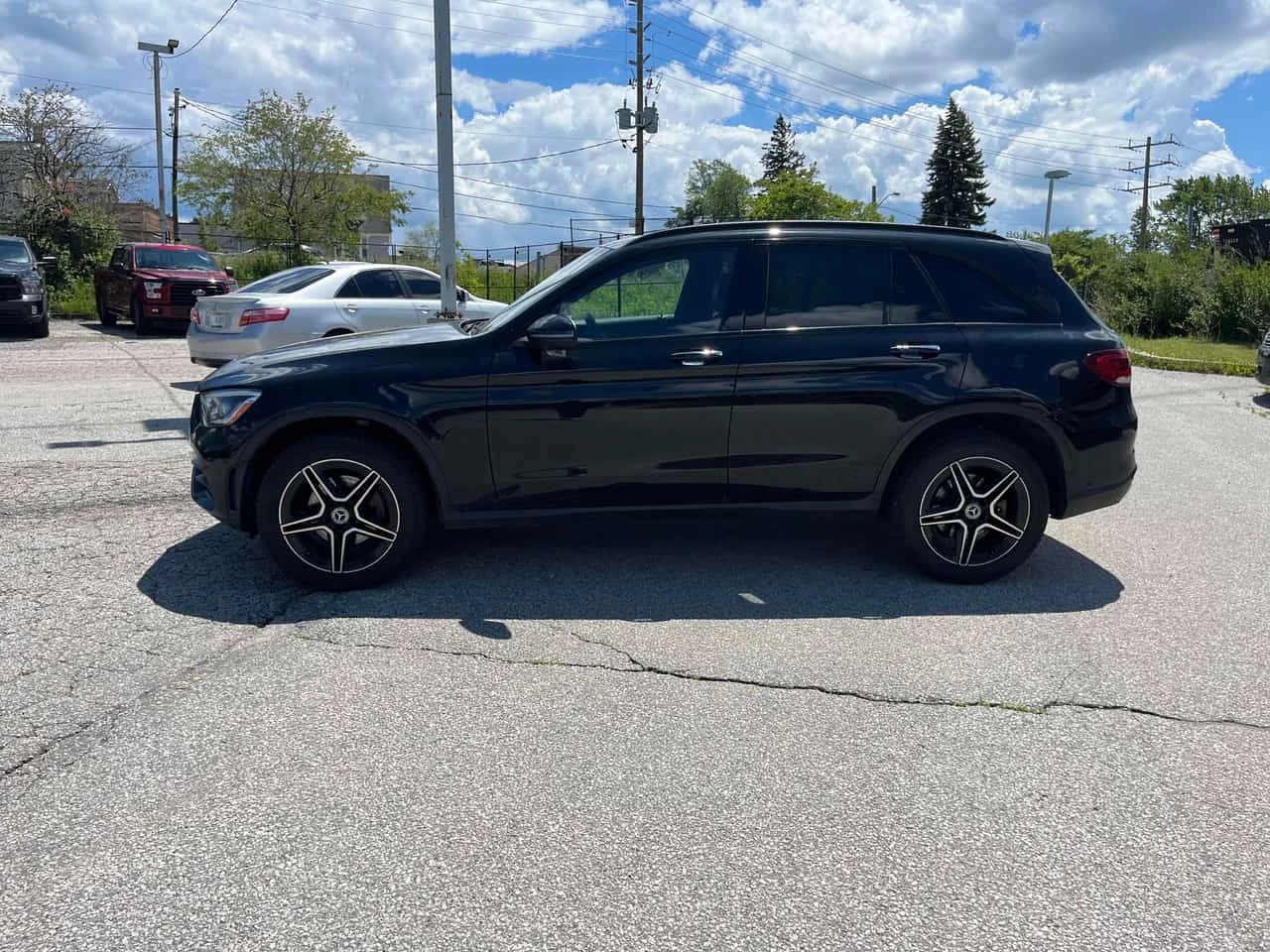 Mercedes-Benz GLC 300 * CARFAX * ОПЦИЯ ЗА ФИНАНСИРАНЕ, снимка 13 - Автомобили и джипове - 55505452