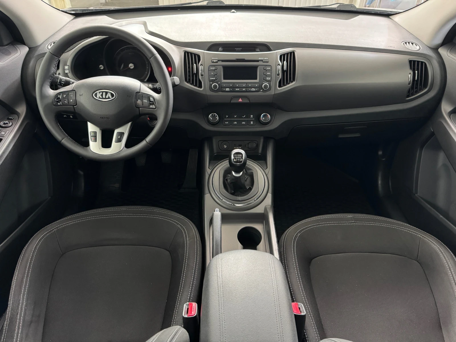 Kia Sportage 1.7 CRDI 116 hp - 2WD, снимка 9 - Автомобили и джипове - 55613500