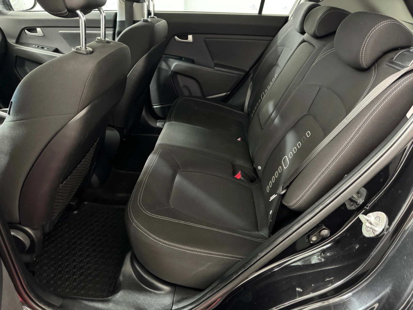 Kia Sportage 1.7 CRDI 116 hp - 2WD, снимка 14 - Автомобили и джипове - 55613500