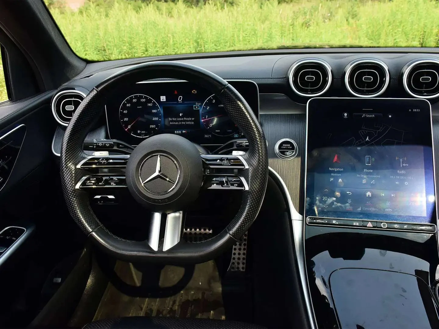 Mercedes-Benz GLC 300 4MATIC/PREMIUM/DRIVE-ASSISTS/PANOROOF, снимка 11 - Автомобили и джипове - 55694025