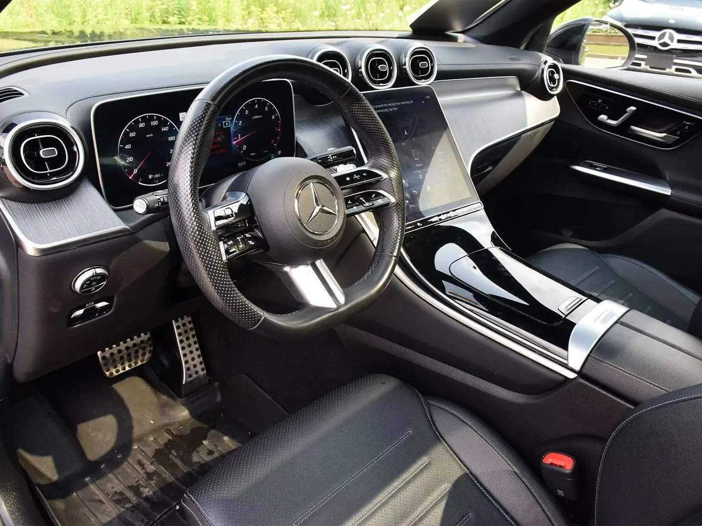 Mercedes-Benz GLC 300 4MATIC/PREMIUM/DRIVE-ASSISTS/PANOROOF, снимка 7 - Автомобили и джипове - 55694025