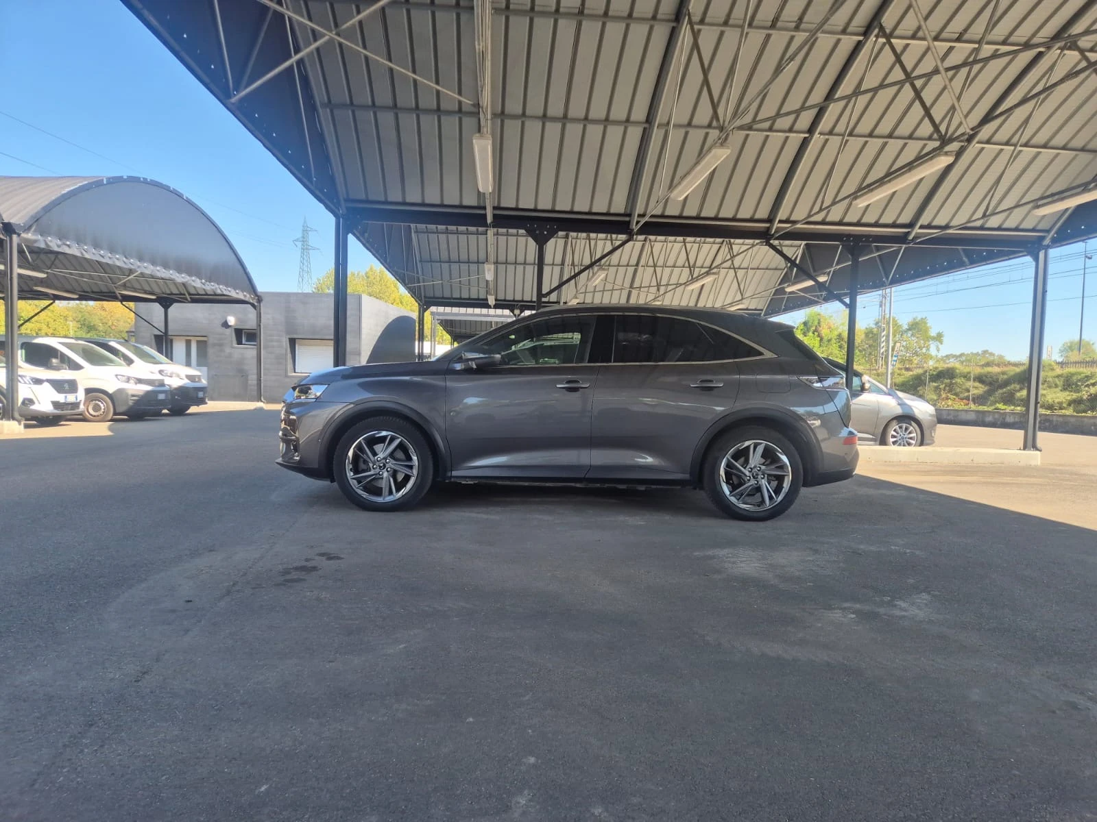 DS DS 7 Crossback 1.6 Tenese 4x4 300кс., снимка 5 - Автомобили и джипове - 56299429