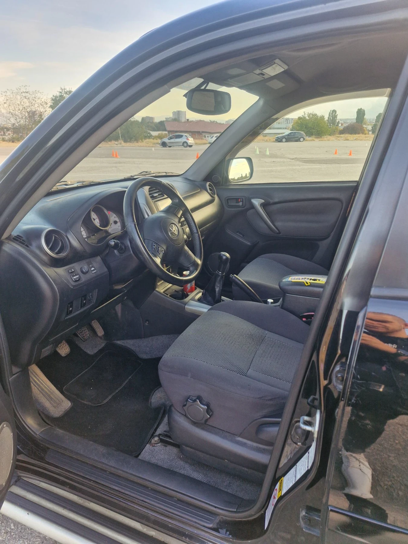 Toyota Rav4, снимка 8 - Автомобили и джипове - 56538779