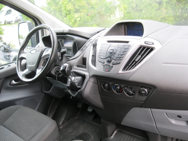 Ford Transit Custom, снимка 13 - Бусове и автобуси - 50952119