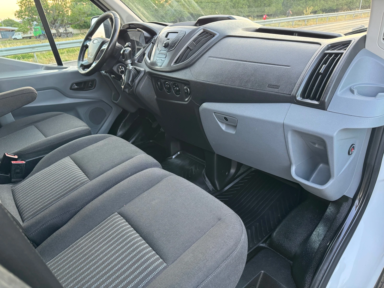Ford Transit Euro 6* КАТО НОВ* Германия* Климатик* Оригинал*  - изображение 10