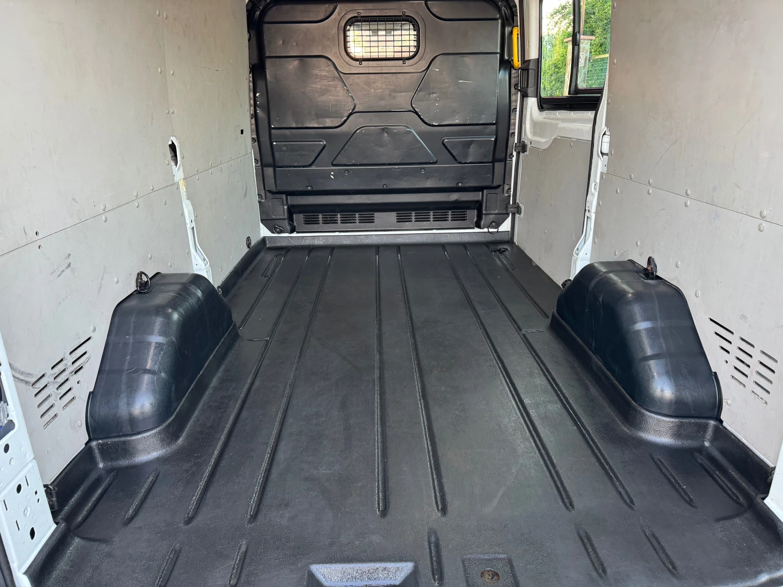 Ford Transit Euro 6* КАТО НОВ* Германия* Климатик* Оригинал*  - изображение 8