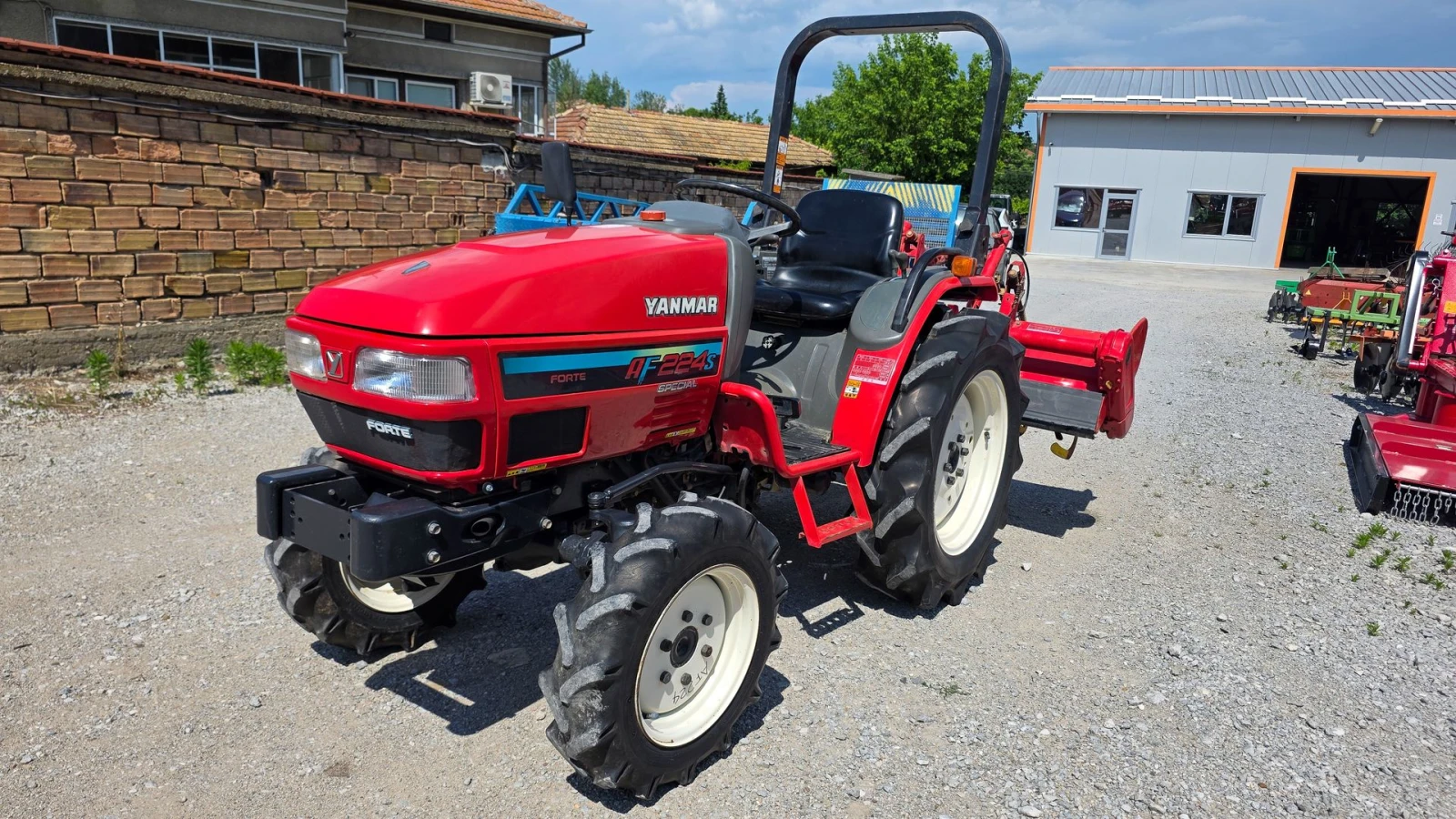 Трактор Yanmar AF224S с фреза, 4x4, 24 к.с., АграБГ Джолев 