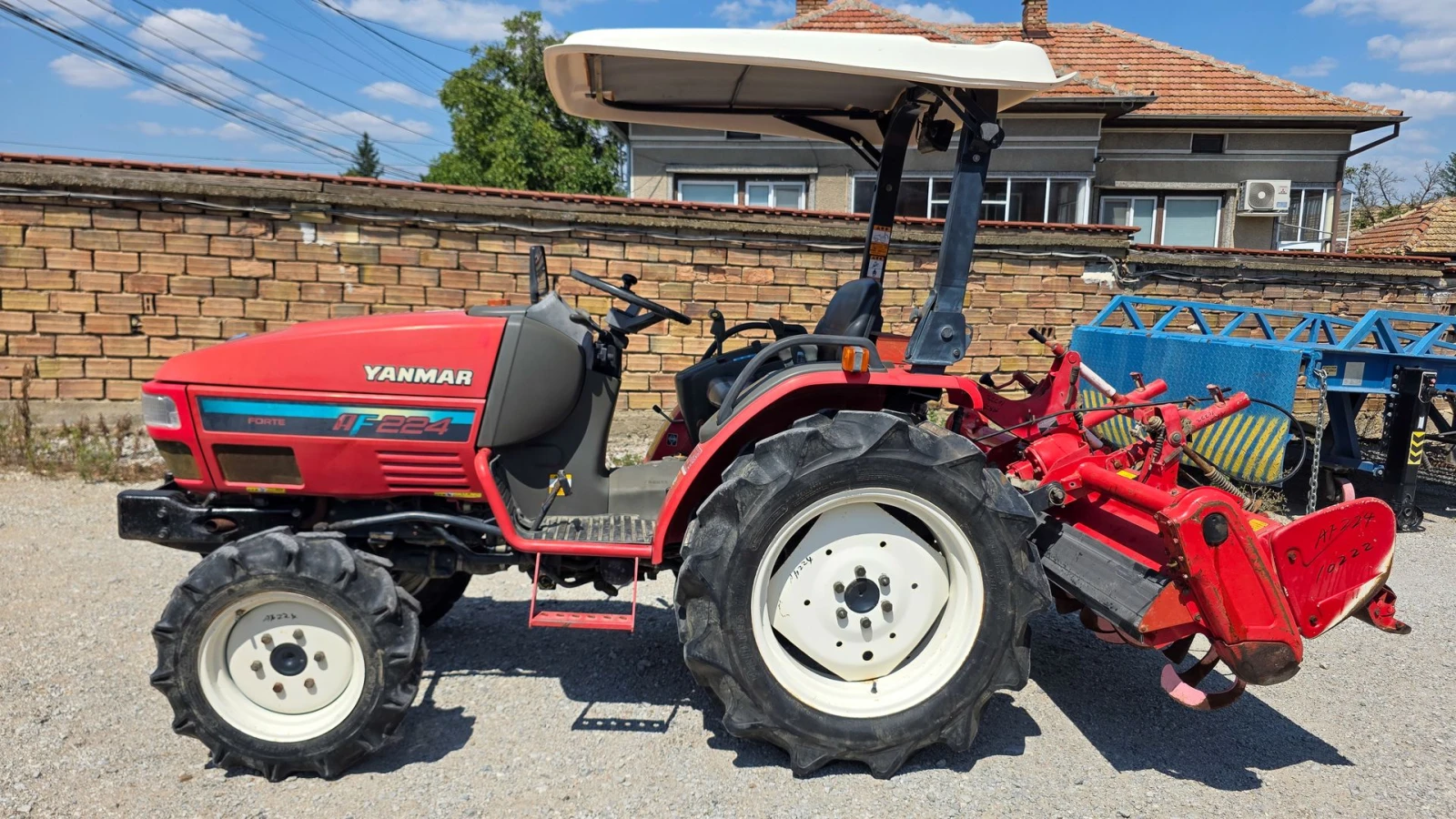 Трактор Yanmar AF224 с фреза, 4x4, 24 к.с., АграБГ Джолев , снимка 2 - Селскостопанска техника - 5227327