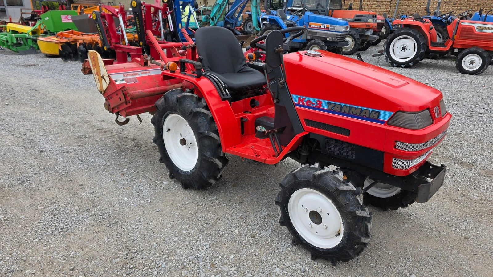 Трактор Yanmar KE-3, 4х4, 13.5 кс., АграБГ Джолев - изображение 5