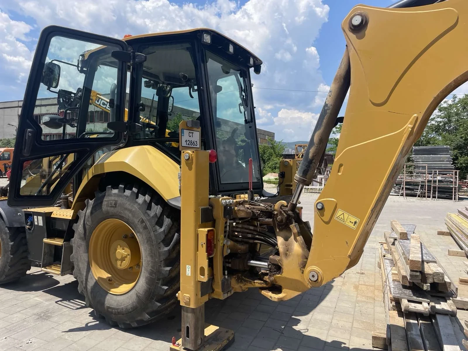 Багер Caterpillar 428 - изображение 4