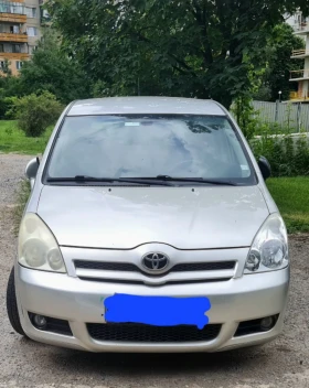 Toyota Corolla verso Ван, снимка 1