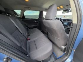 Toyota Auris 1.8 Hybrid  - 12500 € / 24447.88 лв. - 43606250 14